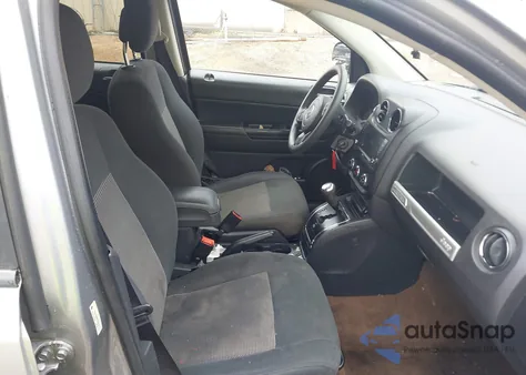 2014 Jeep Compass Sport из США, поврежденный, VIN 1C4NJDBB9ED924347